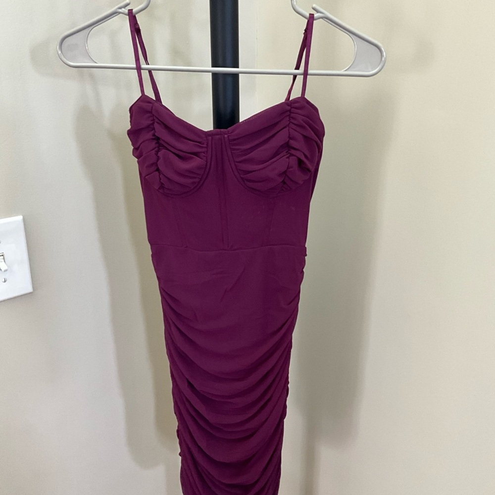 Windsor Plum bodycon Dress with Ruched Design